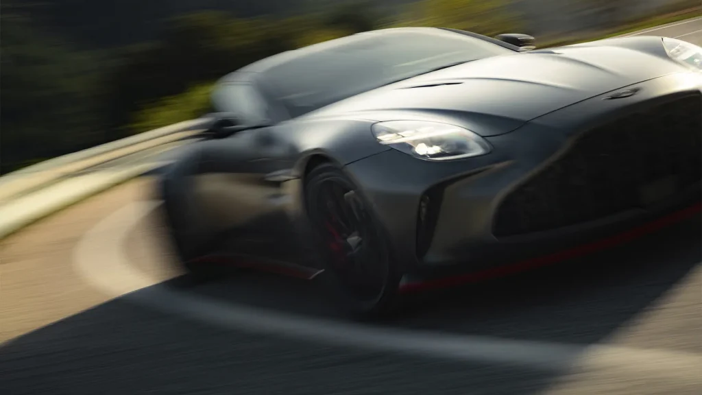 Aston Martin Vantage